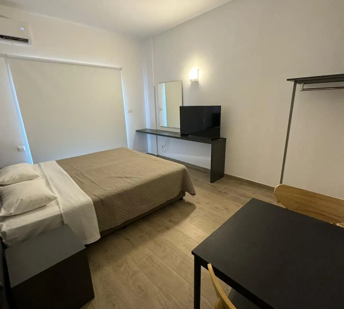 Sunflower Hotel Apartments Larnaca 3*,