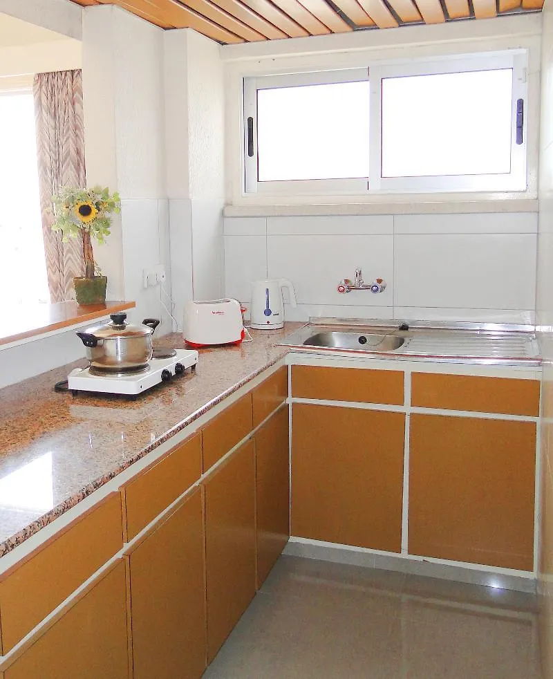Sunflower Hotel Apartments Larnaca 3*,
