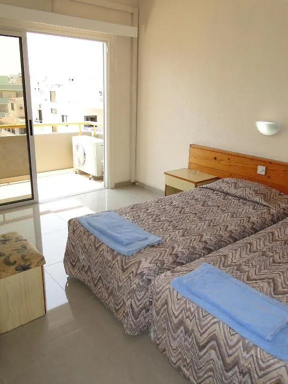 Sunflower Hotel Apartments Larnaca Appart hôtel
